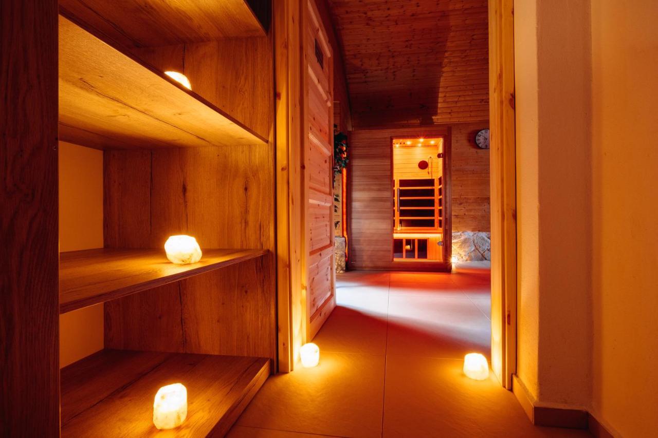 Wellness Penzion Marta Kuklík エクステリア 写真